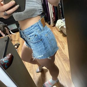 Levi’s 501 shorts